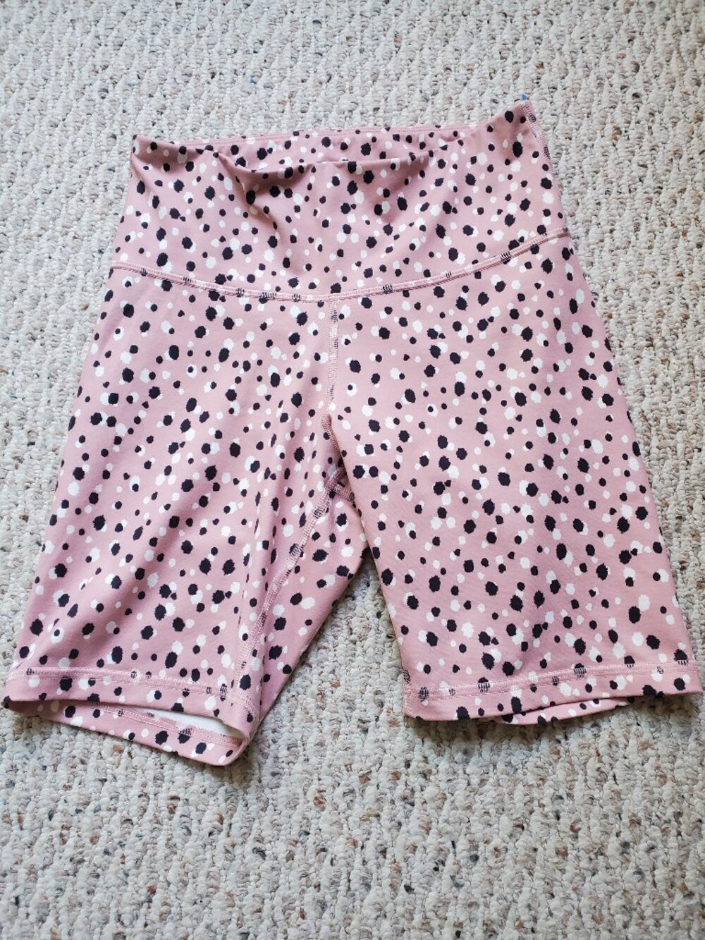 Old Navy High-Waisted Biker Shorts M